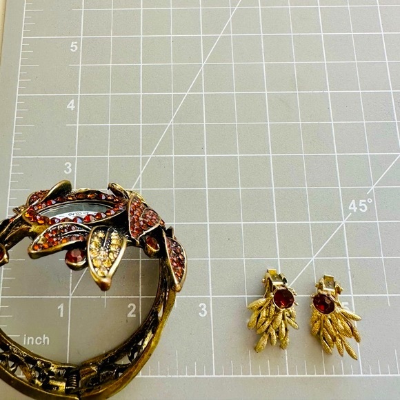 Rhinestone Watch Bracelet & Topaz Earrings - Picture 11 of 14